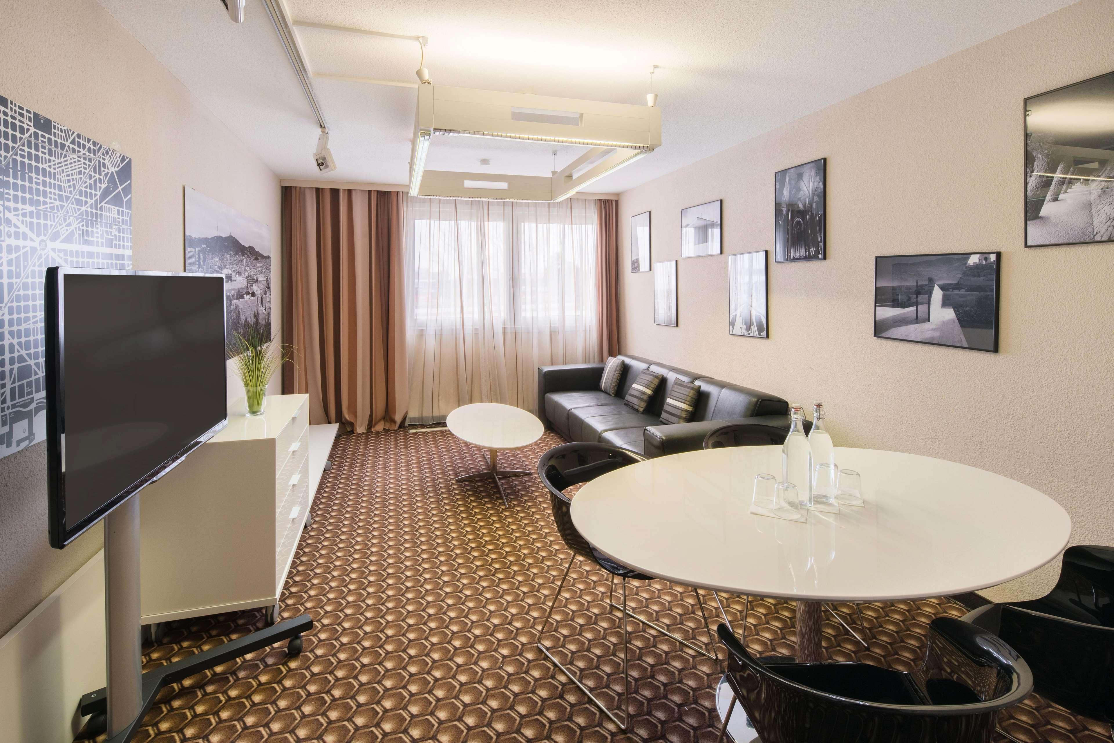 Best Western Smart Hotel Voesendorf Exterior photo