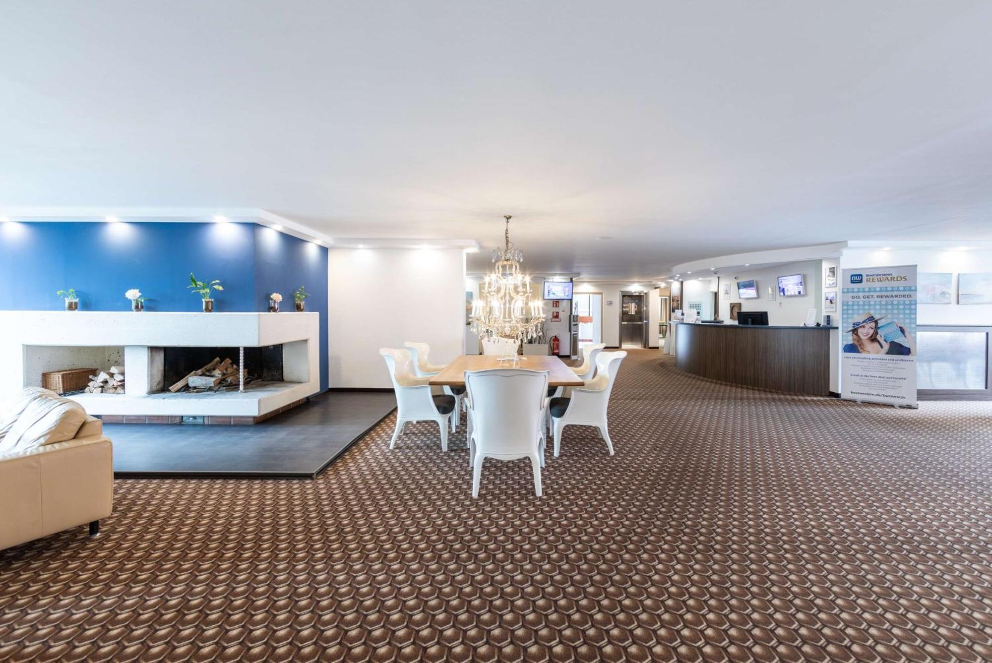 Best Western Smart Hotel Voesendorf Exterior photo